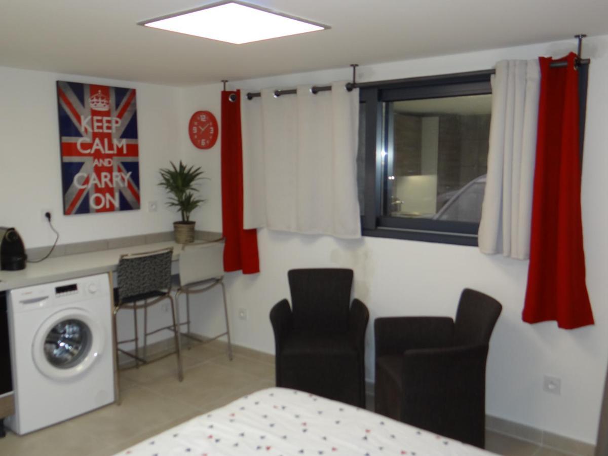 Trendy Studios Tassin Exterior foto