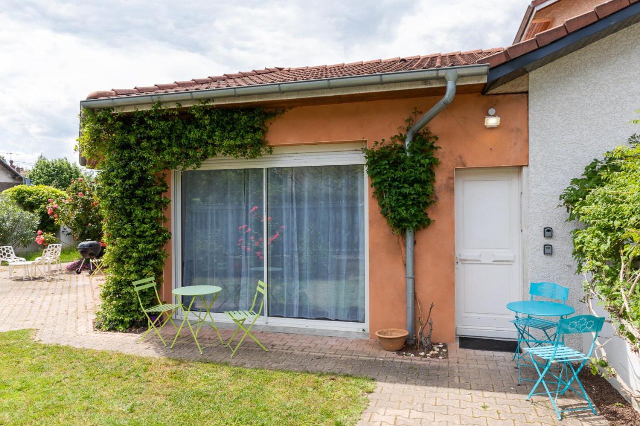 Trendy Studios Tassin Exterior foto