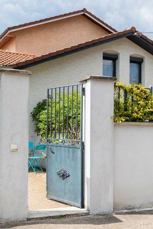Trendy Studios Tassin Exterior foto